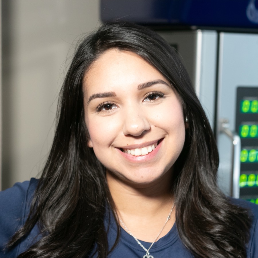 Claribel Ruiz by the DRX9000